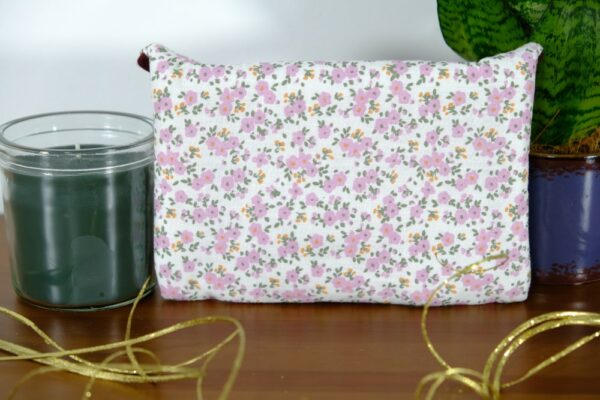 Pochette molletonnée petit format à fleurs roses – Image 4