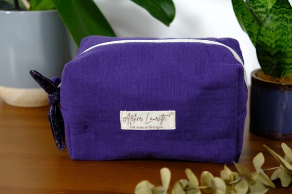 Trousse de toilette petit format violette