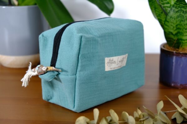 Trousse de toilette petit format vert clair – Image 2