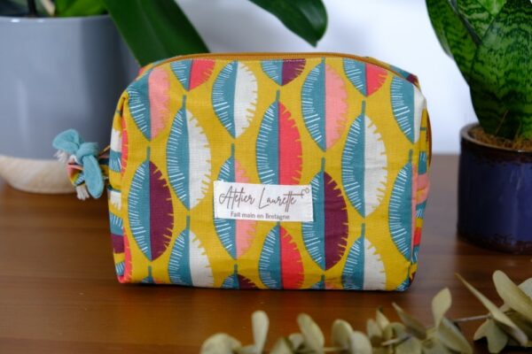 Trousse de toilette petit format à motifs feuilles