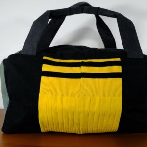 Grand sac de voyage en jean noir upcyclé