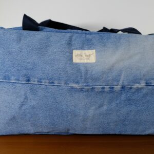 Grand sac de voyage en jean bleu upcyclé