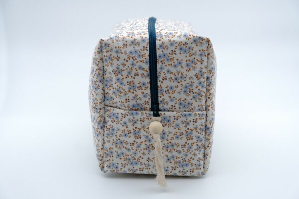 Trousse grand format à fleurs bleues – Image 2