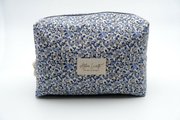 Trousse grand format à fleurs bleues et grises