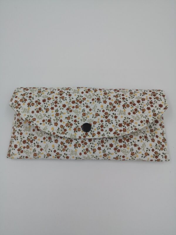 Etui à lunettes en velours blanc à fleurs